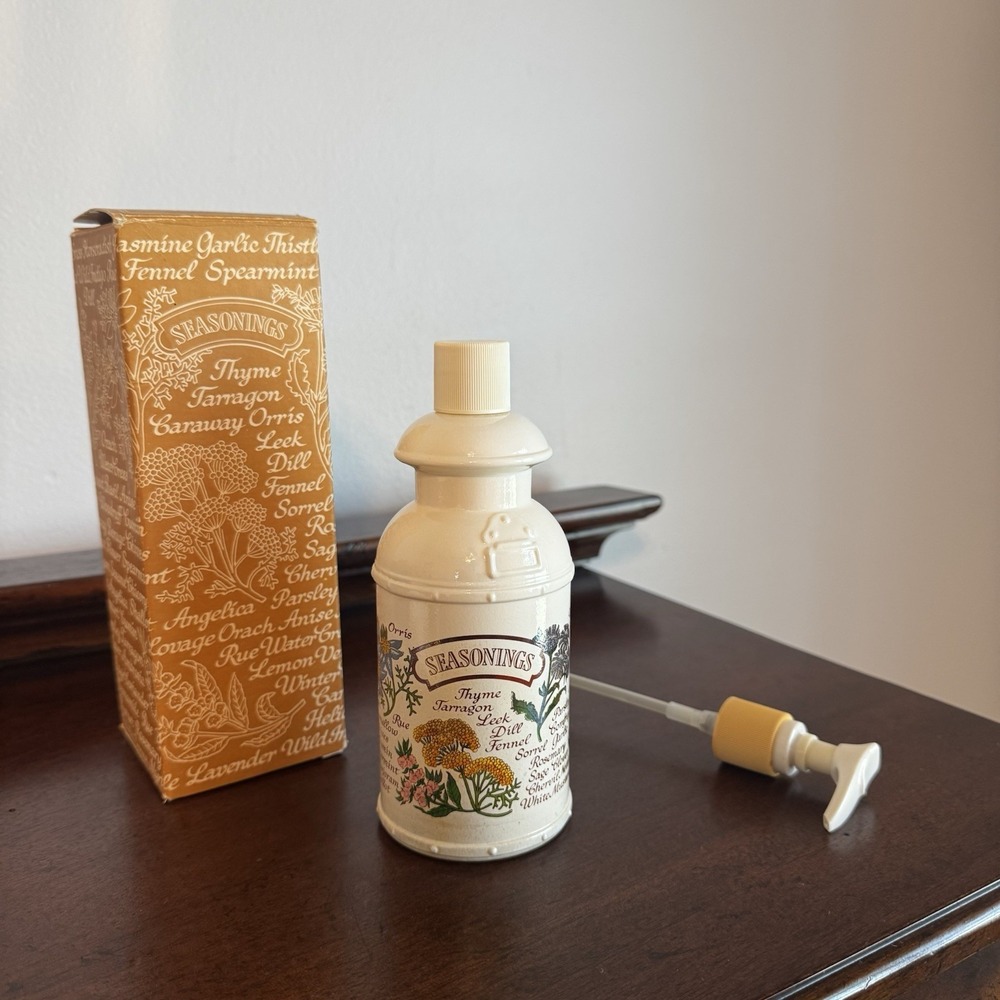 NOS in Box 1981 Avon Country Kitchen Moisturized Hand Lotion 10 Fl. Oz. w/ Pump